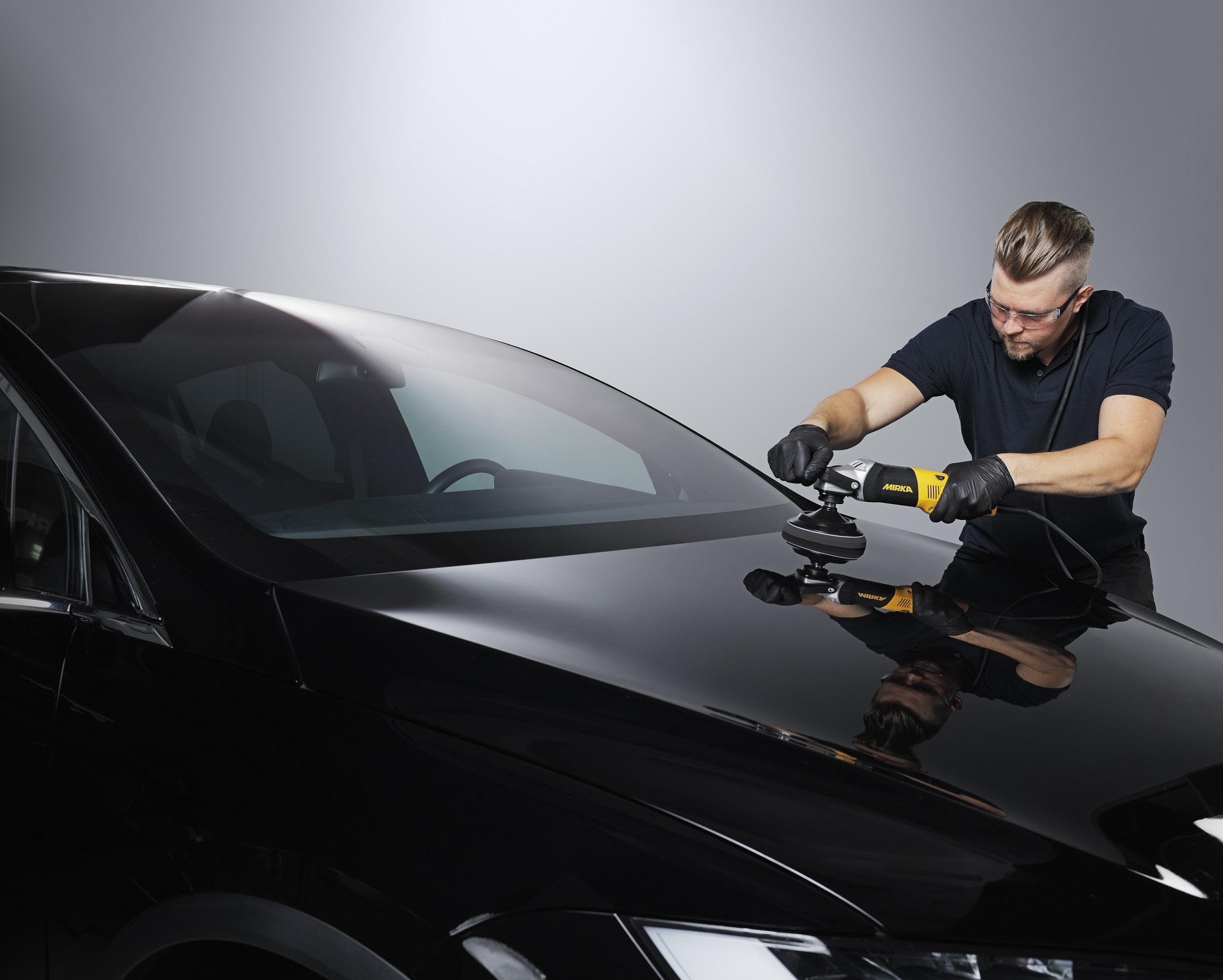 Mirka Polarshine 12 Black polish - 5L/1.32 gal