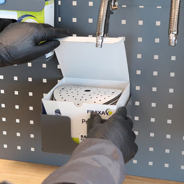 Colad dispenser for 150 mm grinding discs
