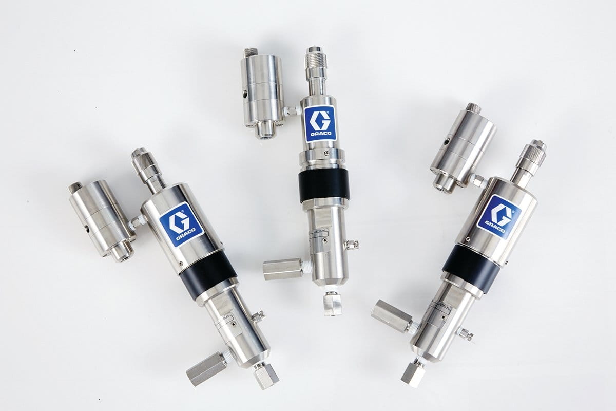 Bomba dosificadora neumática de productos químicos Python®, motor neumático de 1-3/4", pistón de 1/4", juntas FKM-ETP, homologada CE.