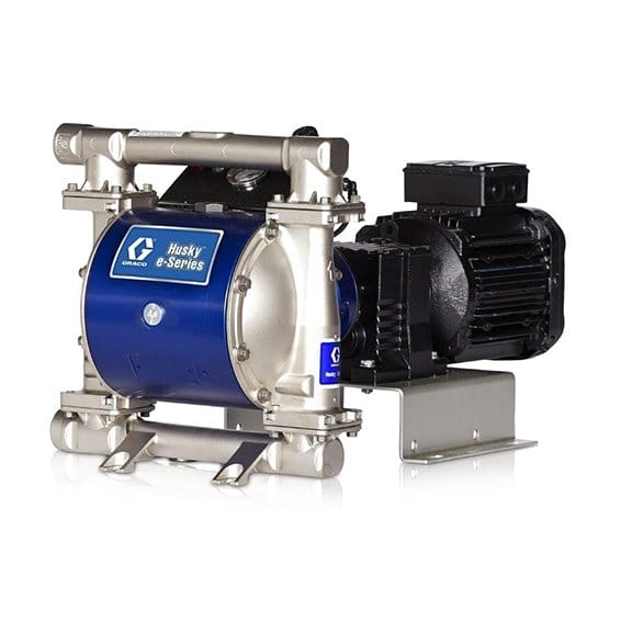 Pompa Husky 1050e SS, riduttore NEMA 56C, corpo centrale SS, sedi SS, sfere in PTFE e membrana in PO.