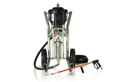 Hydra-Clean® 40:1 pneumatic high-pressure cleaner system for chassis mounting