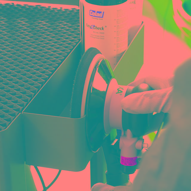 Supporto Colad per bomboletta/levigatrice